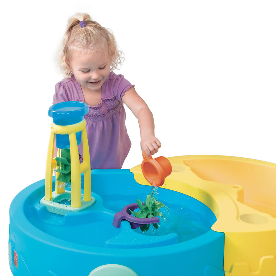 Shady Oasis Sand & Water Play Table Step2
