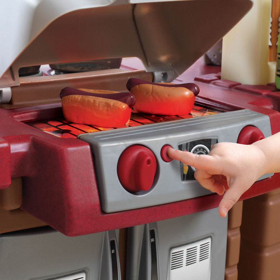 grand walk in play kitchen