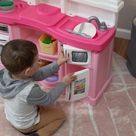 Fun with Friends Kitchen - Pink alternate view