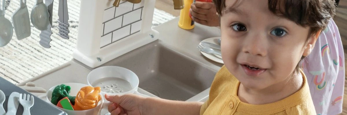 Play Kitchens